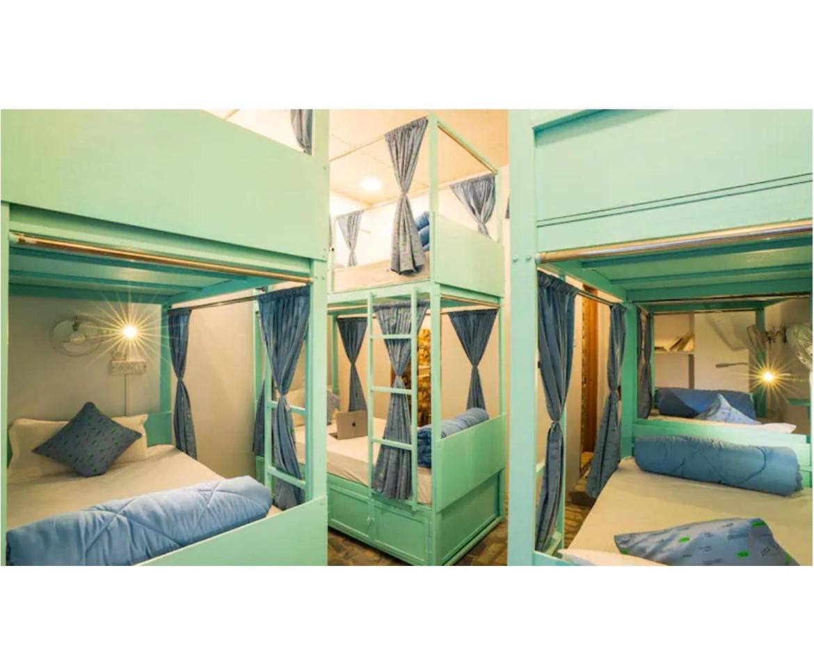 Unplanned Hostel Udaipur Exterior photo